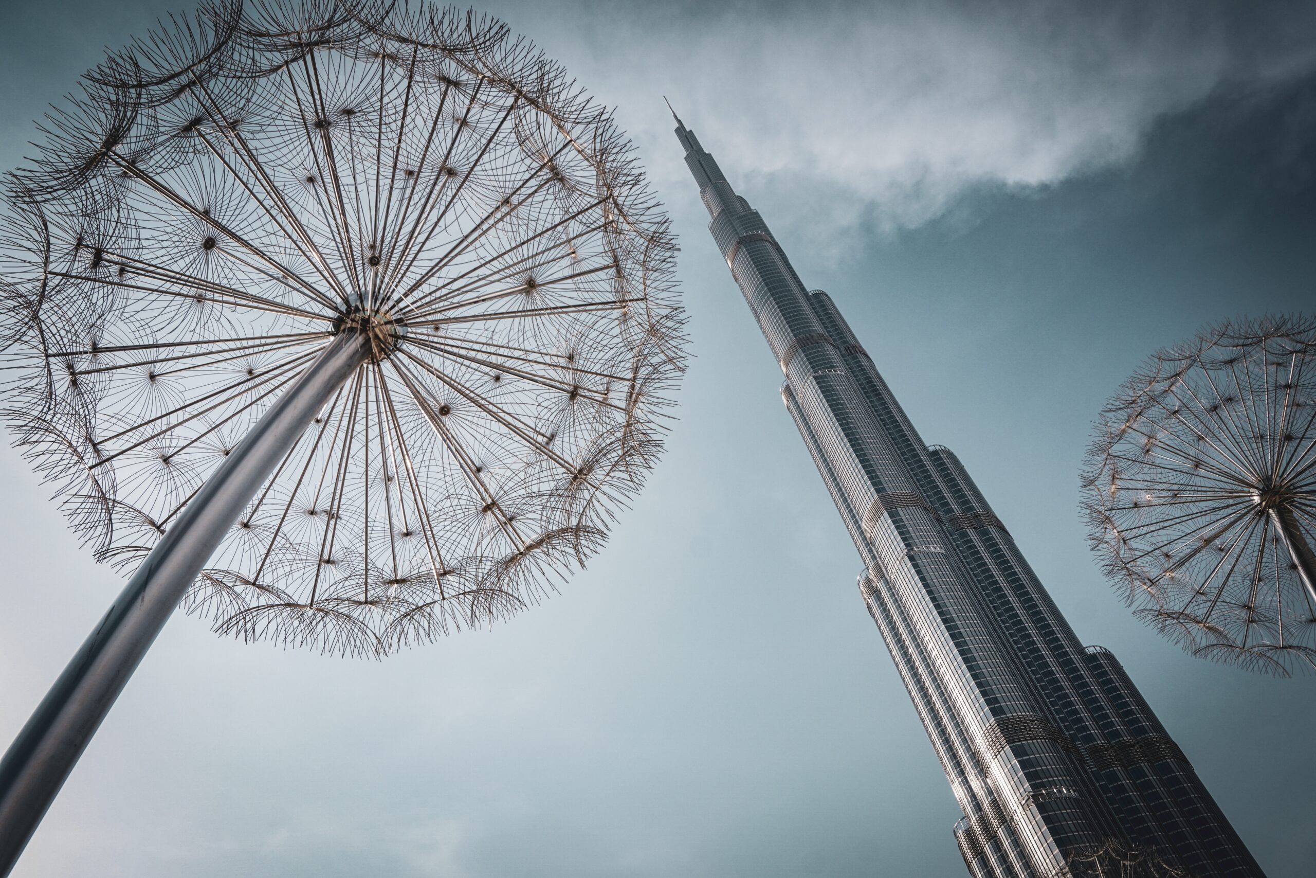 Investment Strategies for Short-Term vs. Long-Term Real Estate in Dubai