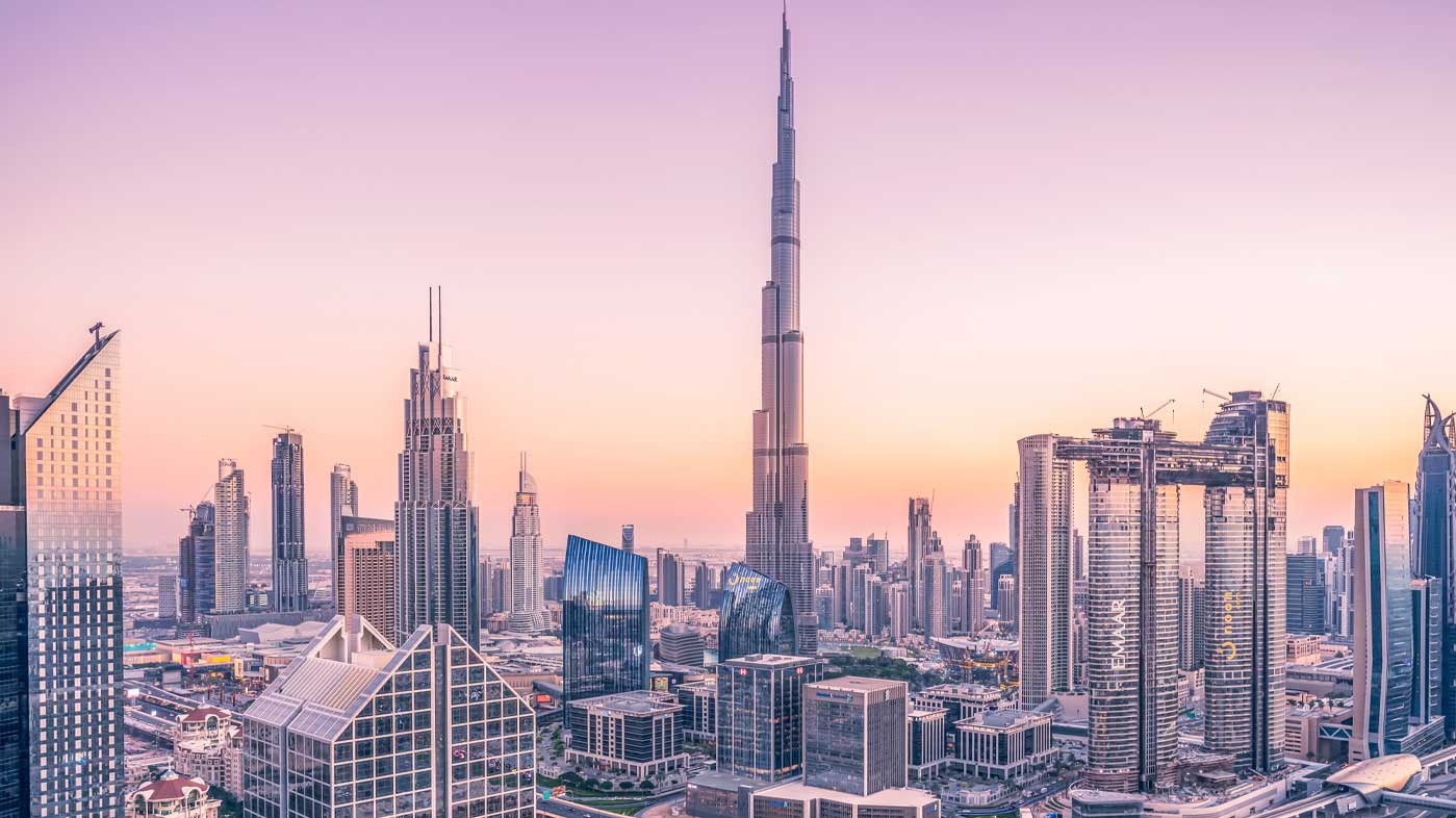 How's the UAE Real Estate Market Doing? TOP Low-Risk Tips